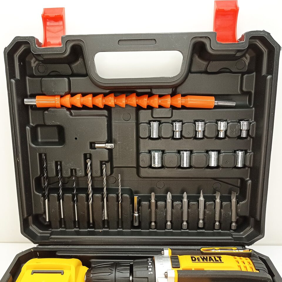 Taladro DeWalt 48 Voltios Mandril De 38